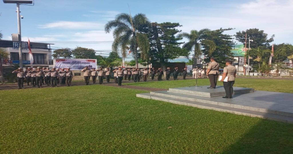 Peringati Hari Juang Polri, Polres Bitung Gelar Upacara